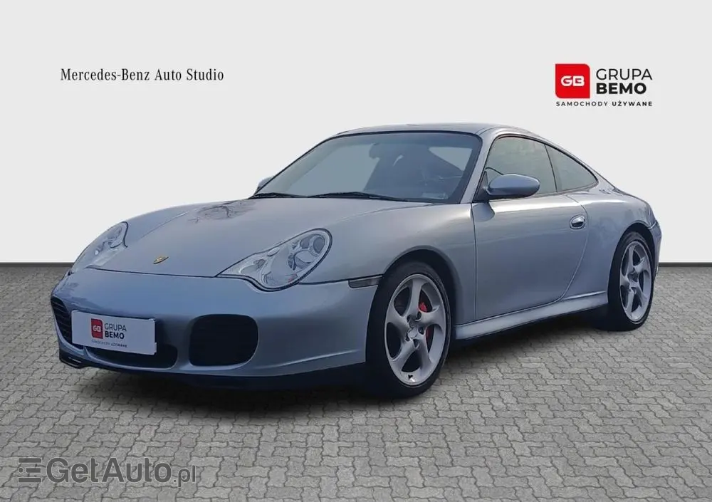 PORSCHE 911 Carrera 4S
