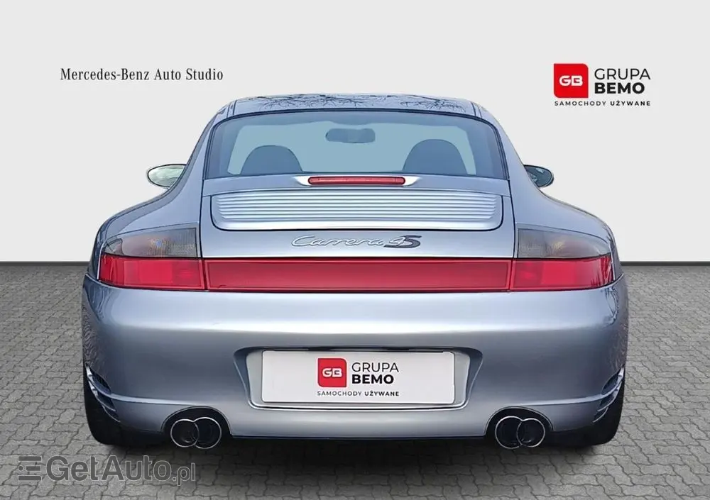 PORSCHE 911 Carrera 4S