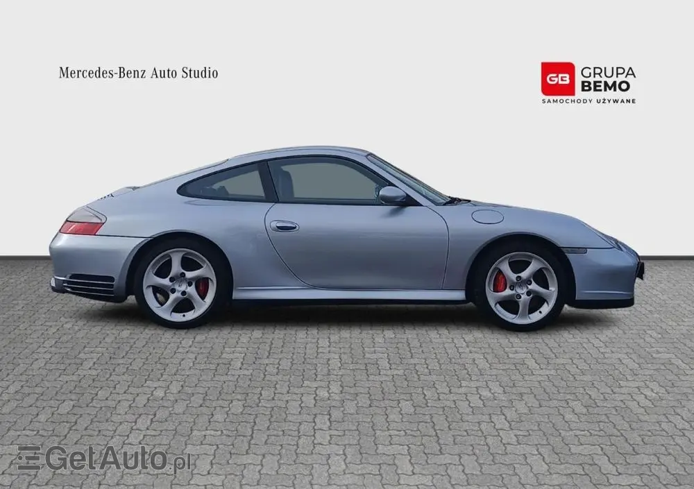 PORSCHE 911 Carrera 4S