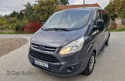 FORD Tourneo Custom 