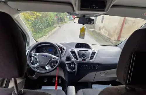 FORD Tourneo Custom 