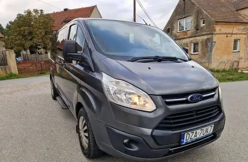 FORD Tourneo Custom 