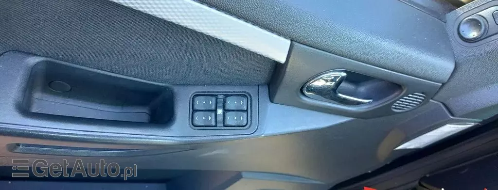 OPEL Meriva 1.6i (105 KM)