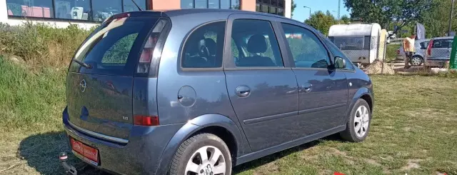 OPEL Meriva 1.6i (105 KM)