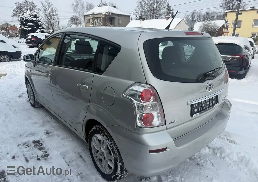 TOYOTA Corolla Verso 1.8 Sol + 7os