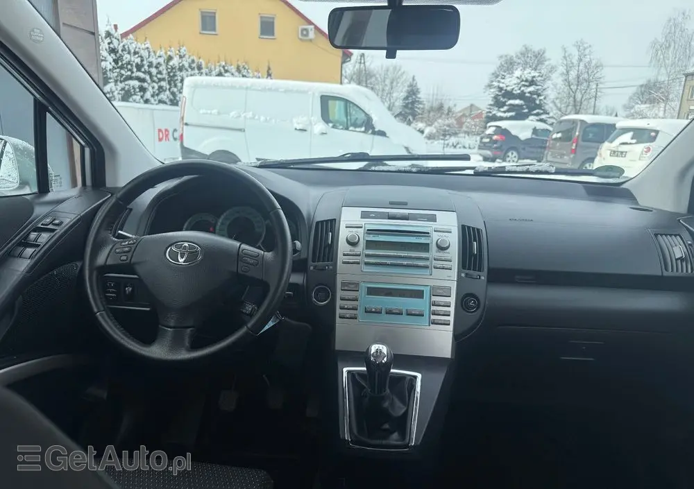 TOYOTA Corolla Verso 1.8 Sol + 7os