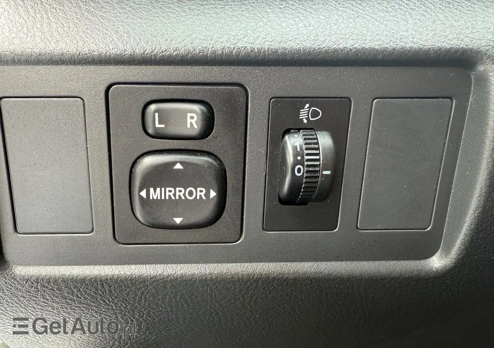 TOYOTA Corolla Verso 1.8 Sol + 7os