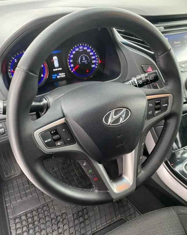 HYUNDAI I40 1.7 CRDi blue Style