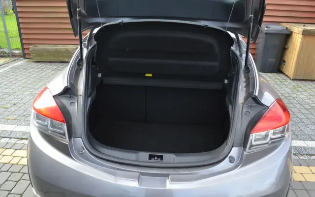 RENAULT Megane 2.0 16V R.S