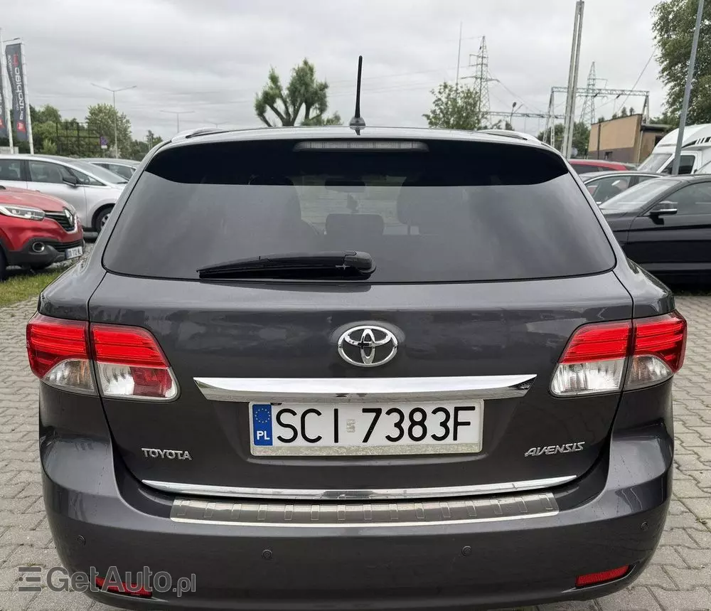 TOYOTA Avensis 2.0 D-4D Premium