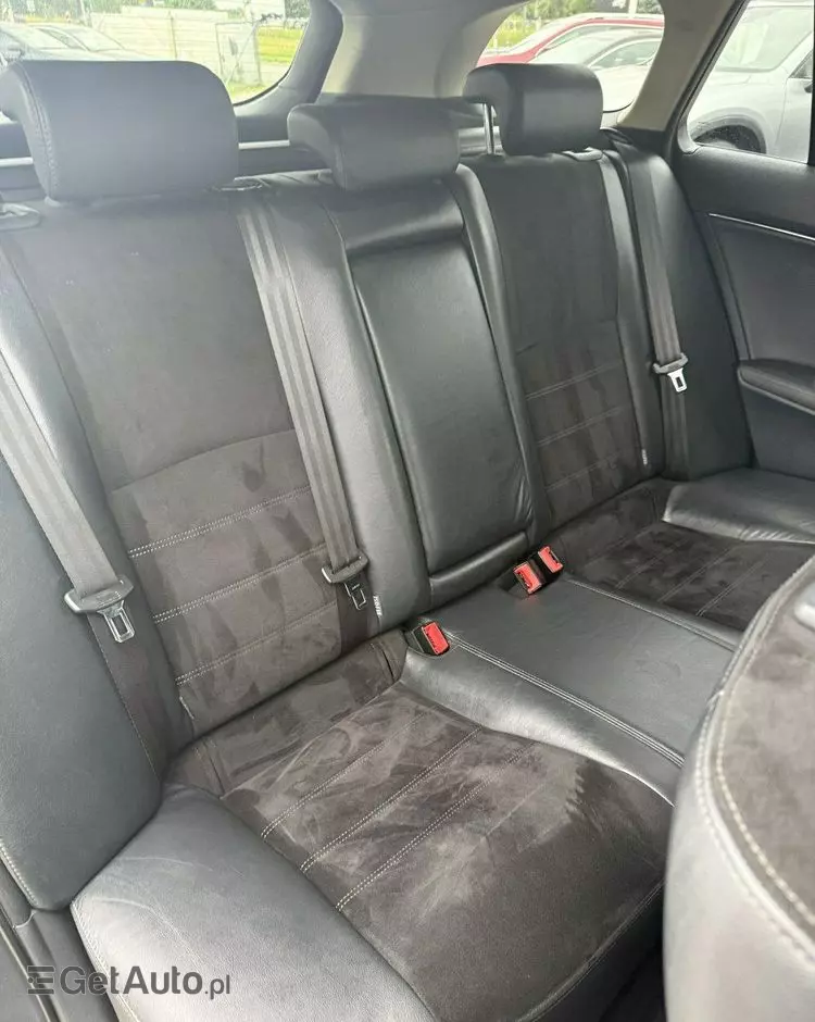 TOYOTA Avensis 2.0 D-4D Premium