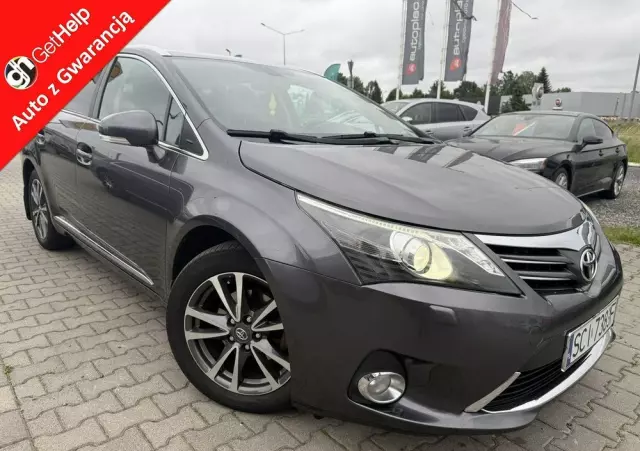 TOYOTA Avensis 2.0 D-4D Premium