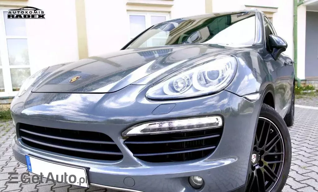 PORSCHE Cayenne 