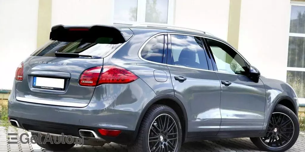 PORSCHE Cayenne 