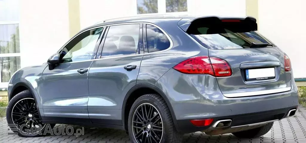 PORSCHE Cayenne 