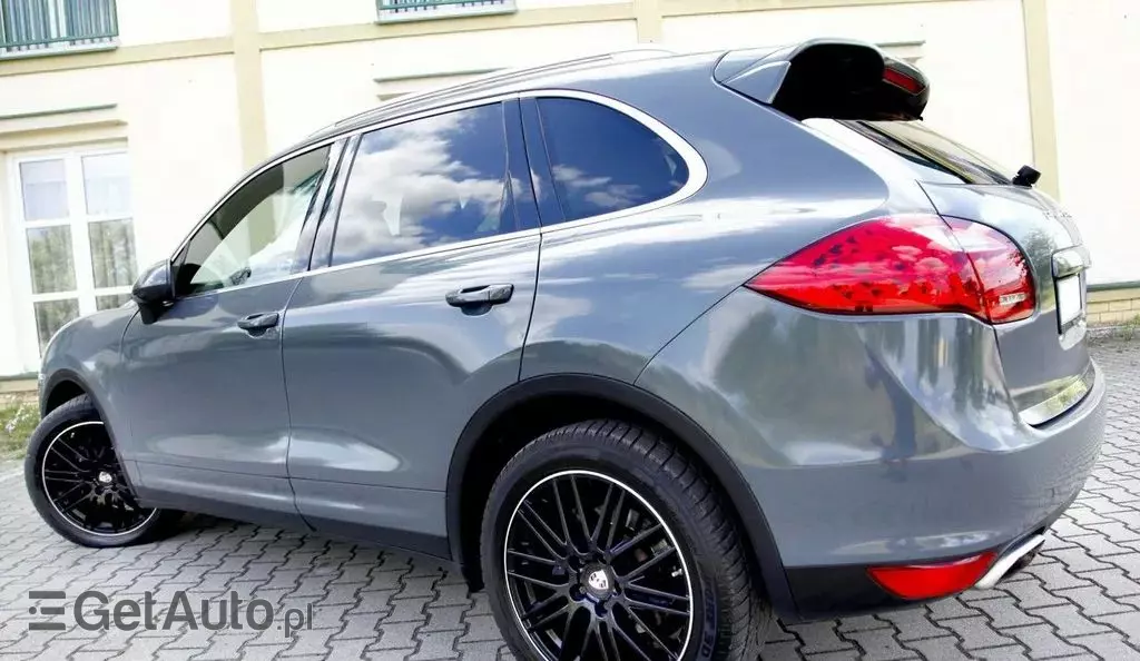 PORSCHE Cayenne 