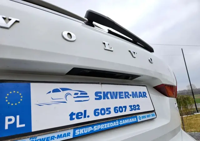 VOLVO XC 60 T4 Momentum Pro