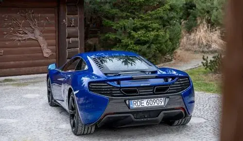 MCLAREN 650S 
