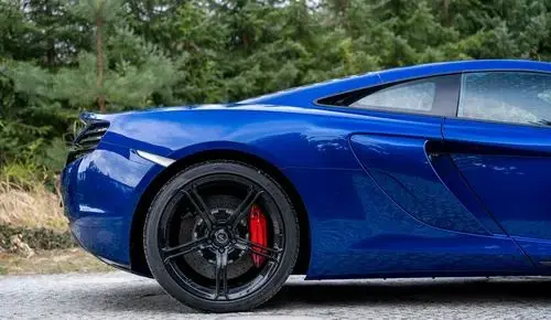 MCLAREN 650S 