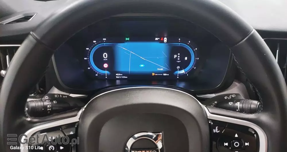 VOLVO XC 60 B4 D Plus Dark