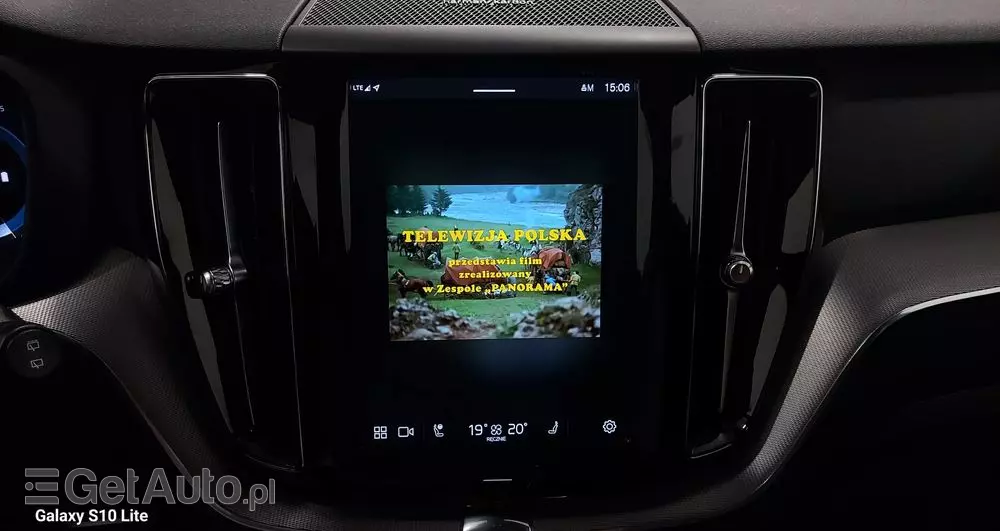 VOLVO XC 60 B4 D Plus Dark