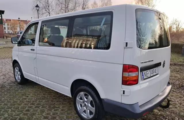 VOLKSWAGEN TRANSPORTER 