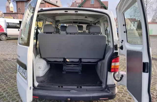 VOLKSWAGEN TRANSPORTER 