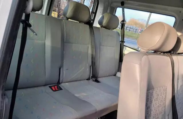 VOLKSWAGEN TRANSPORTER 