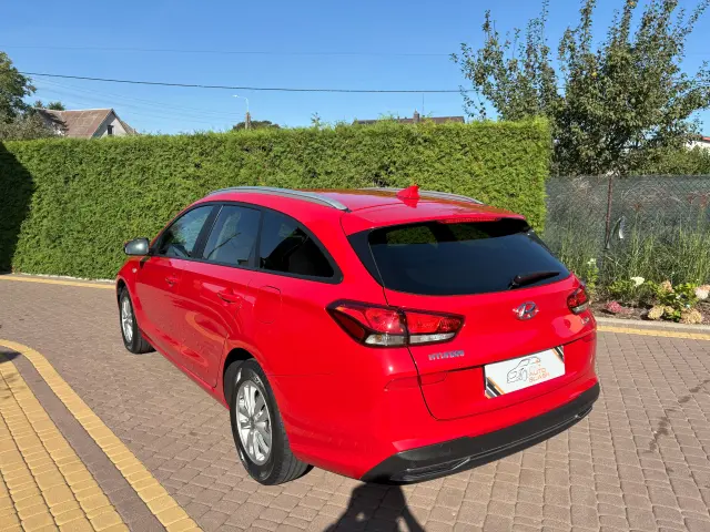 HYUNDAI I30 Modern