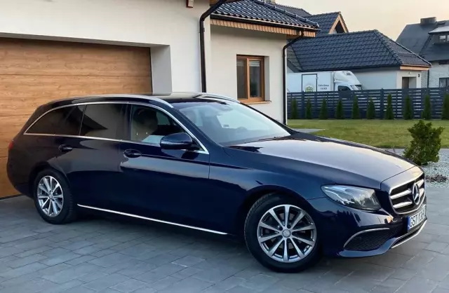 MERCEDES-BENZ Klasa E 