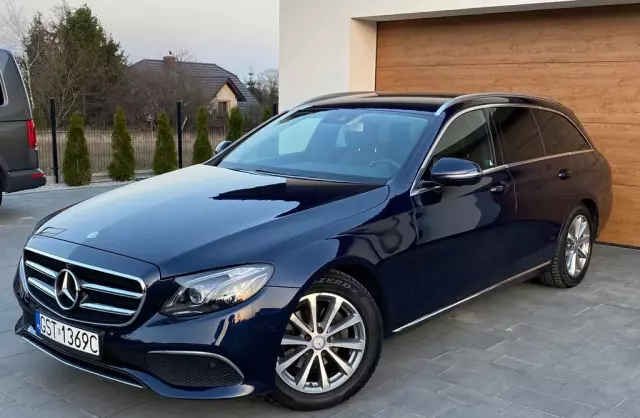 MERCEDES-BENZ Klasa E 