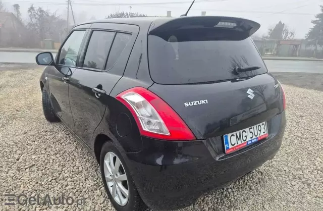 SUZUKI Swift 1.2 (94 KM) 3d