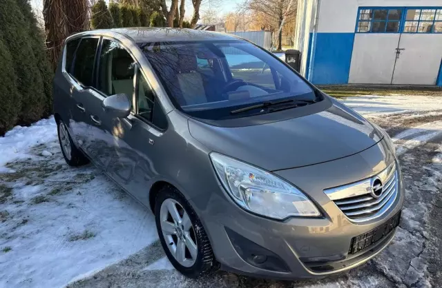 OPEL Meriva 