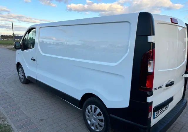 RENAULT Trafic 