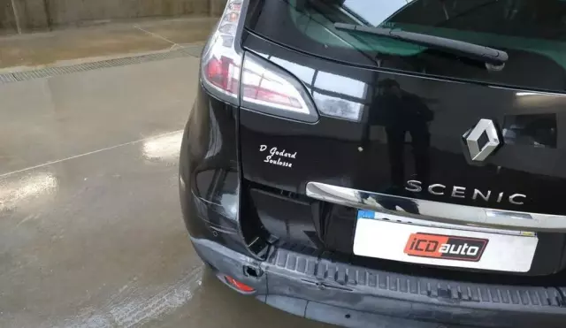 RENAULT Scenic 