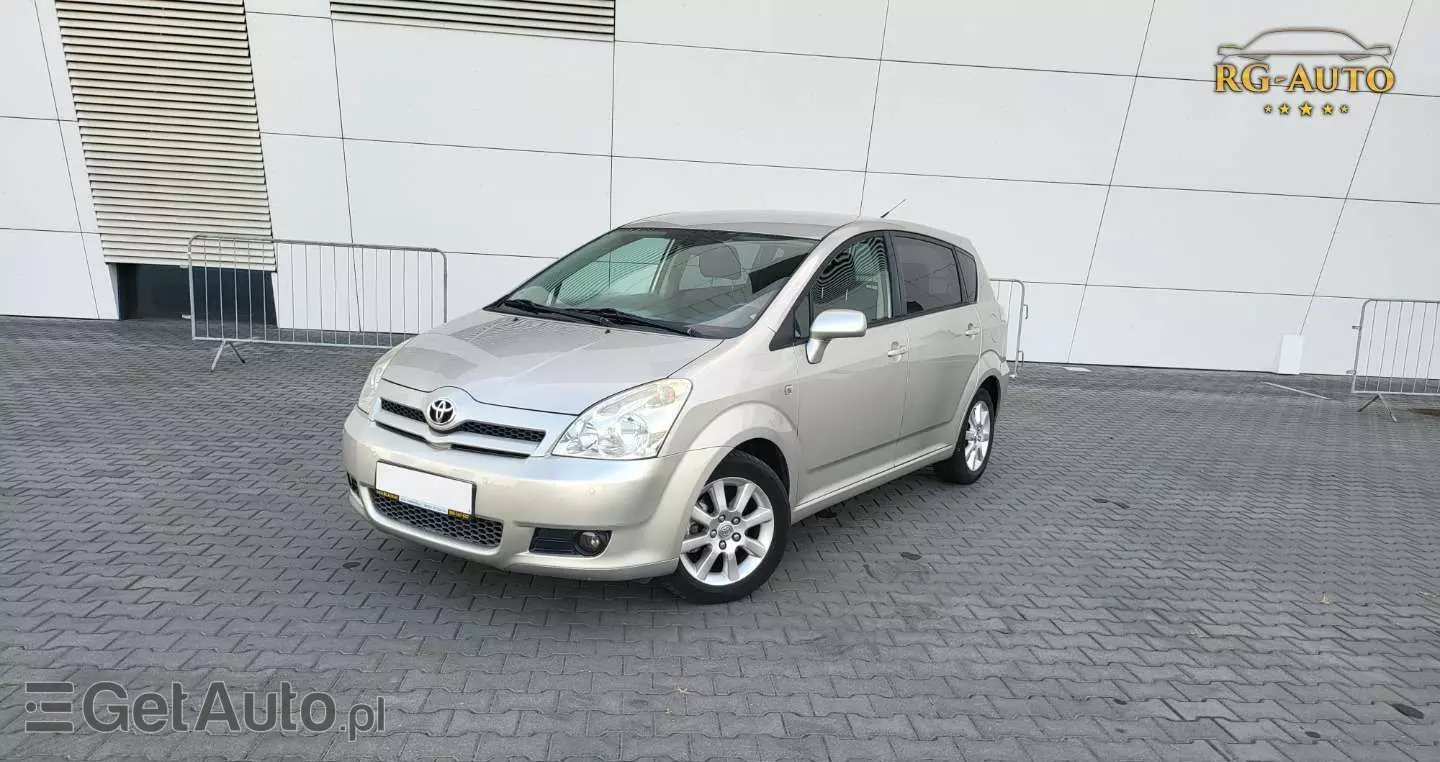 TOYOTA Corolla Verso 