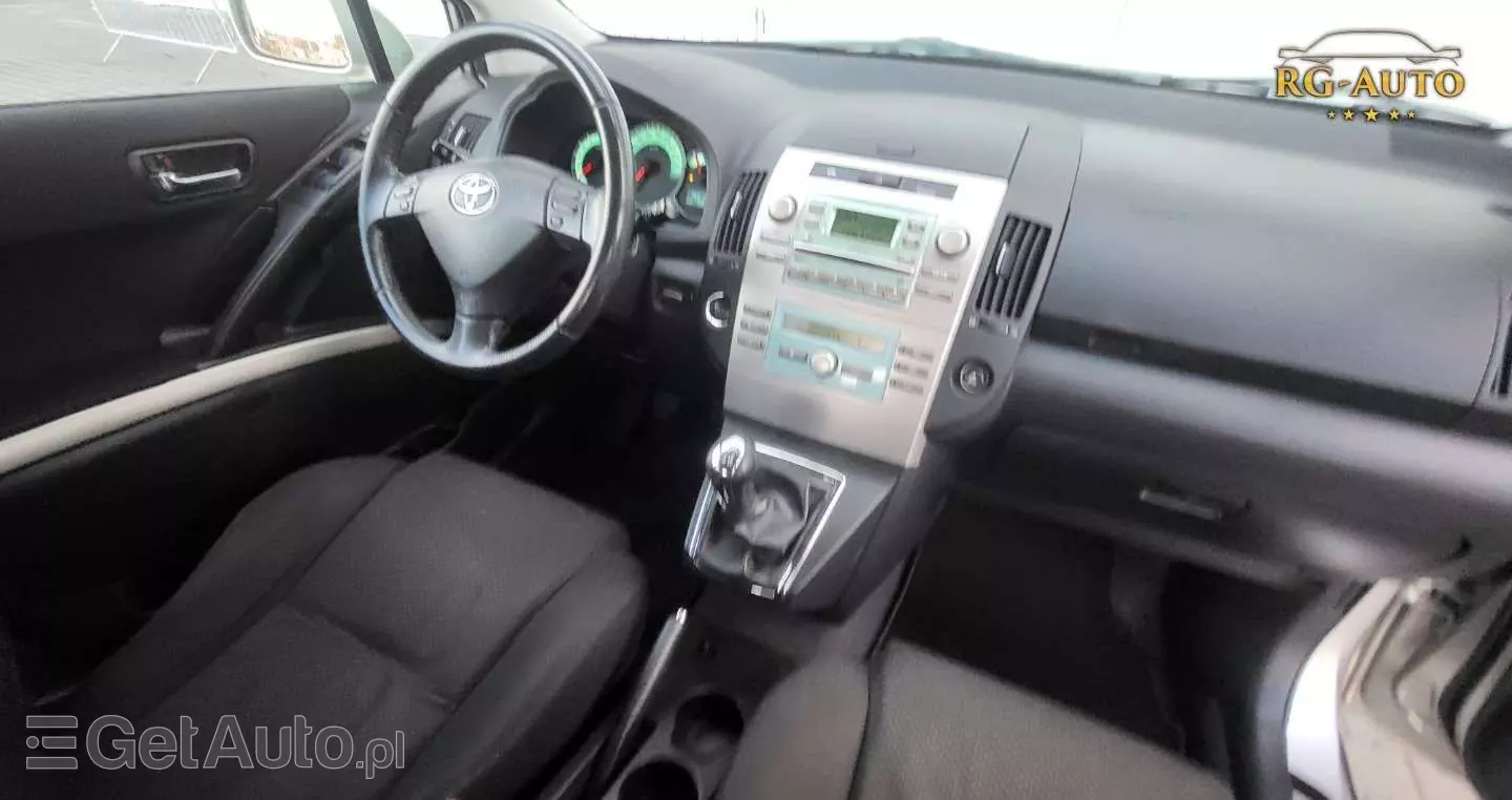 TOYOTA Corolla Verso 