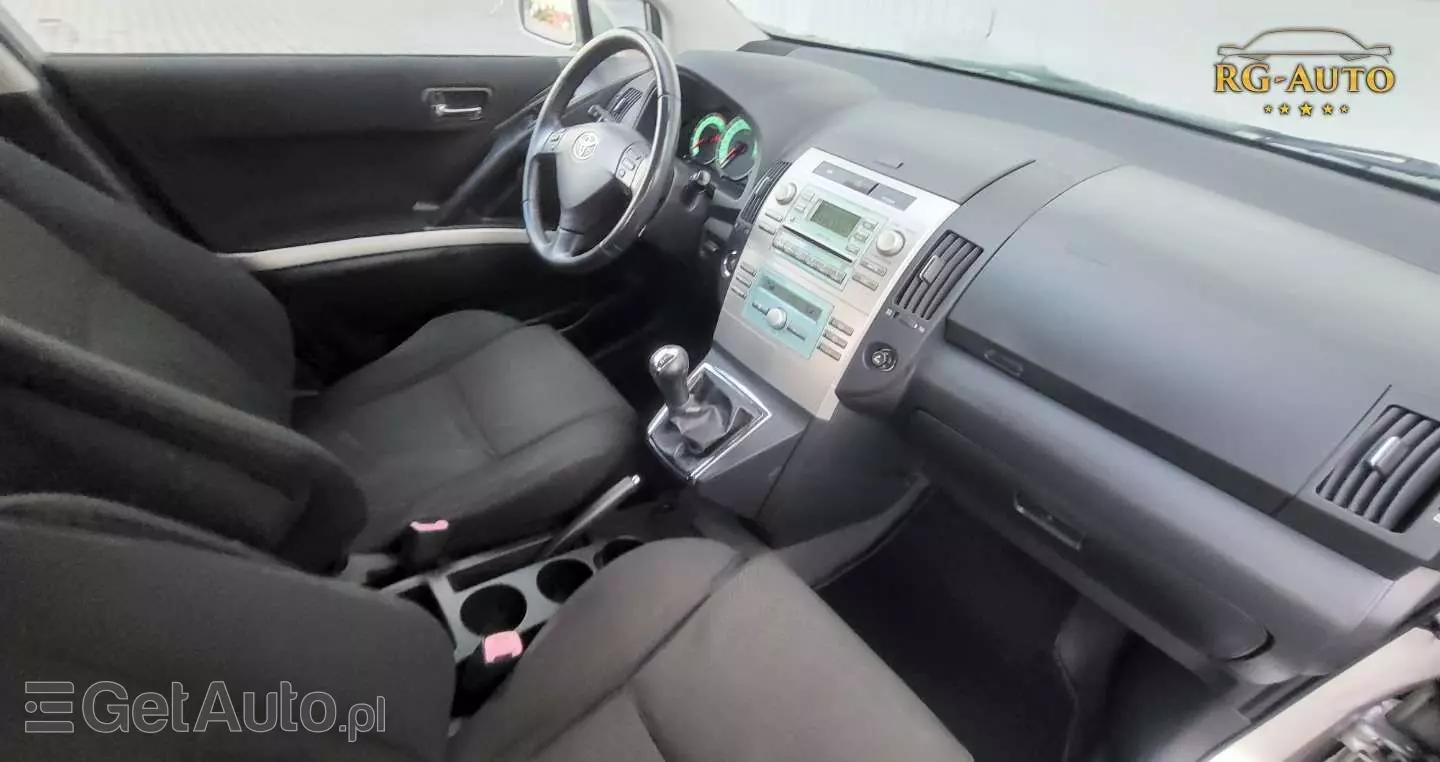 TOYOTA Corolla Verso 