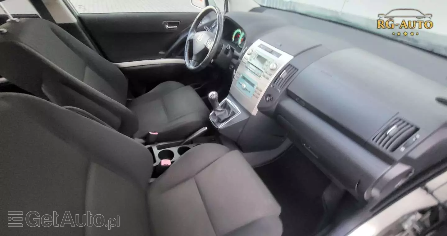 TOYOTA Corolla Verso 