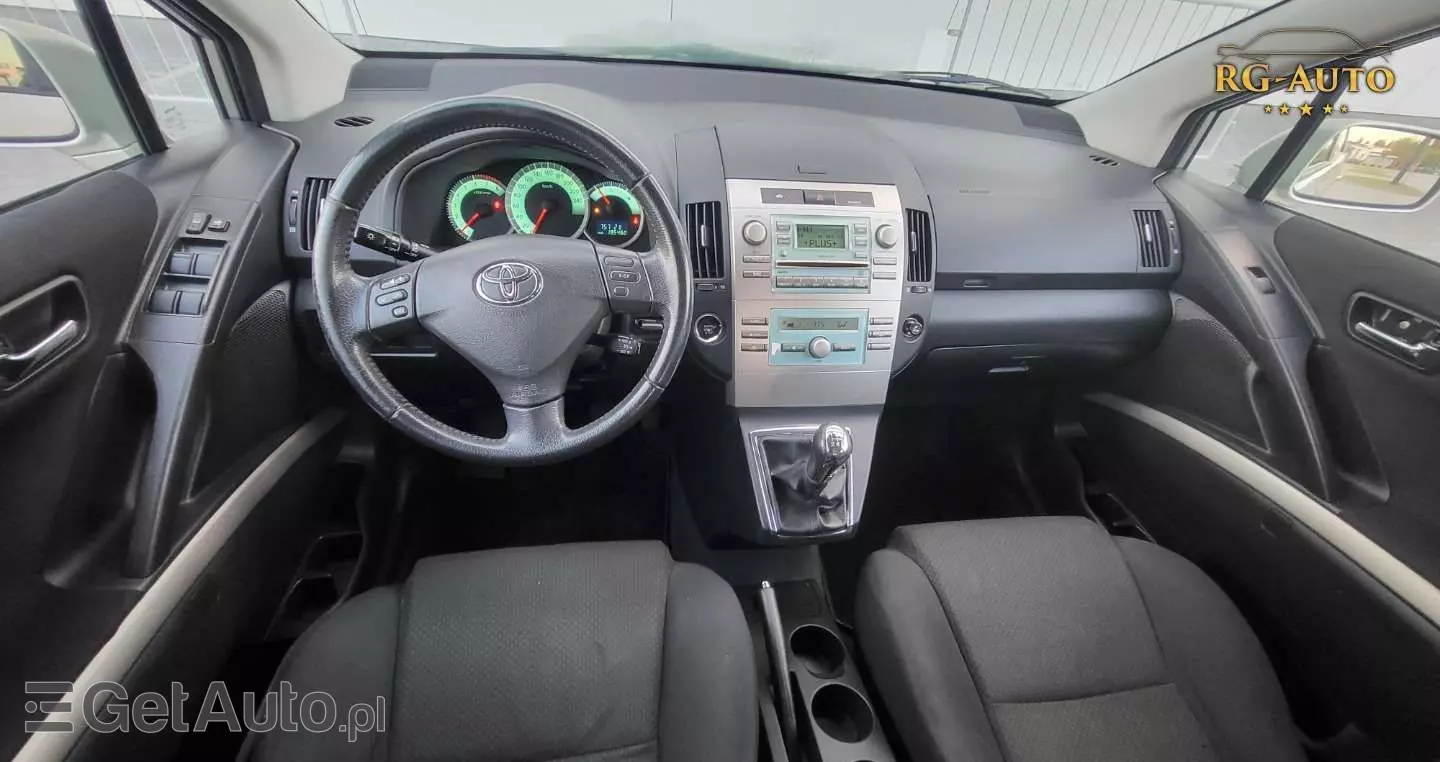 TOYOTA Corolla Verso 