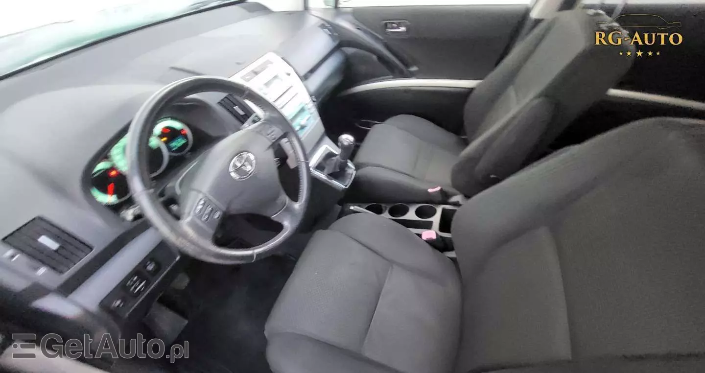 TOYOTA Corolla Verso 