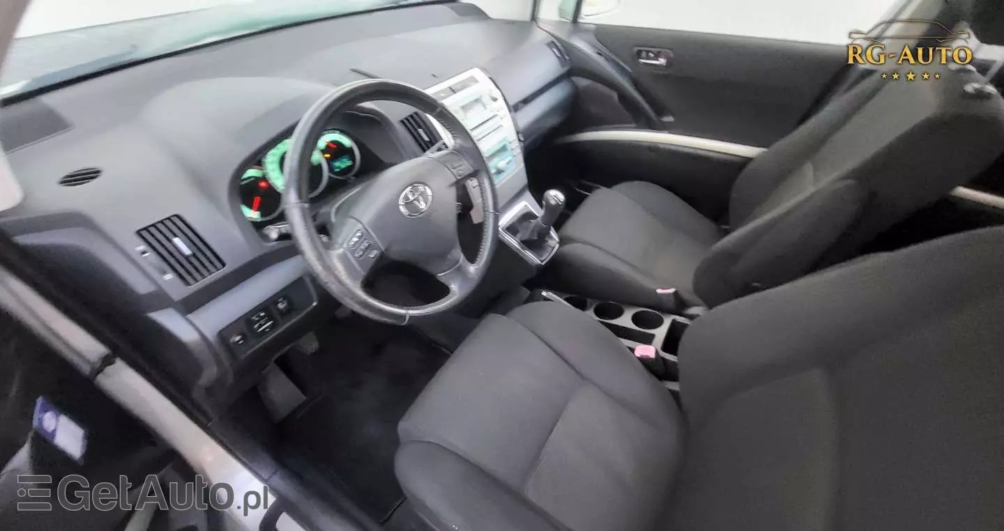 TOYOTA Corolla Verso 