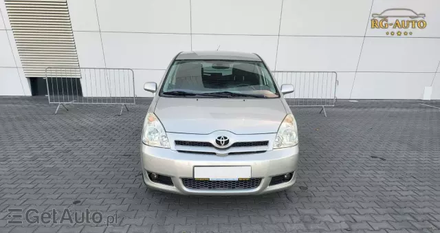 TOYOTA Corolla Verso 