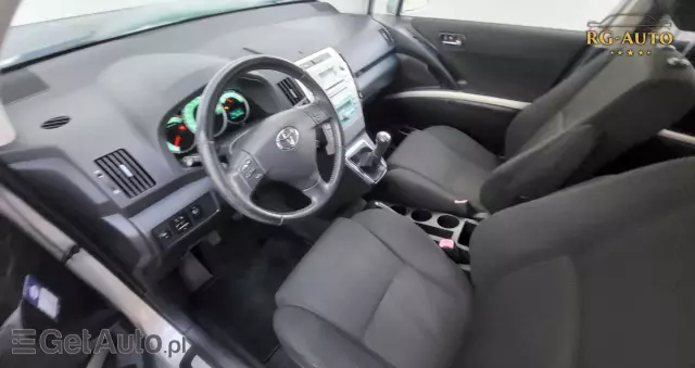 TOYOTA Corolla Verso 