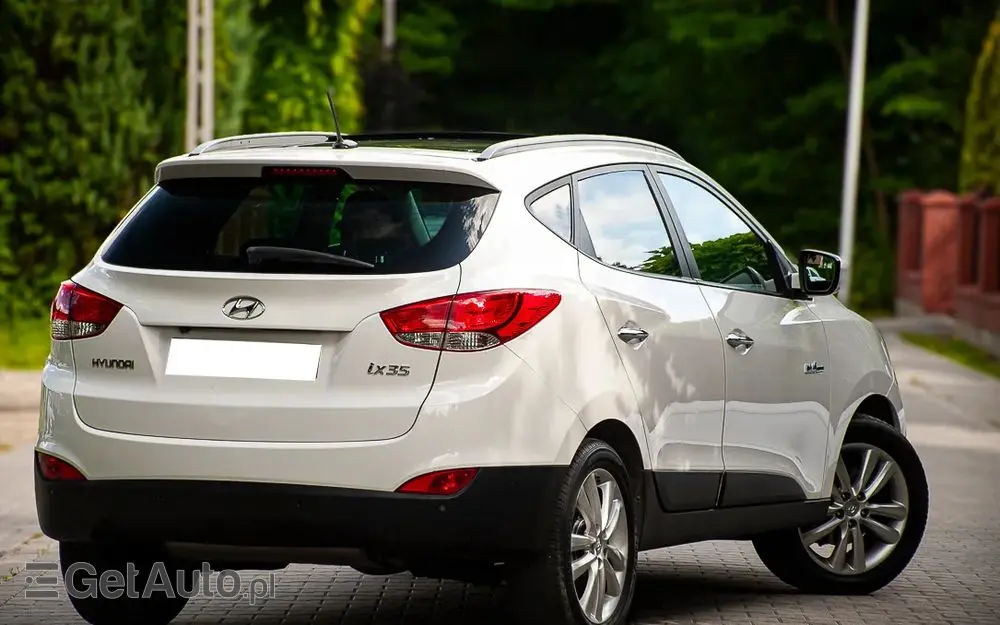HYUNDAI Ix35 1.7 CRDi 2WD blue Finale Gold