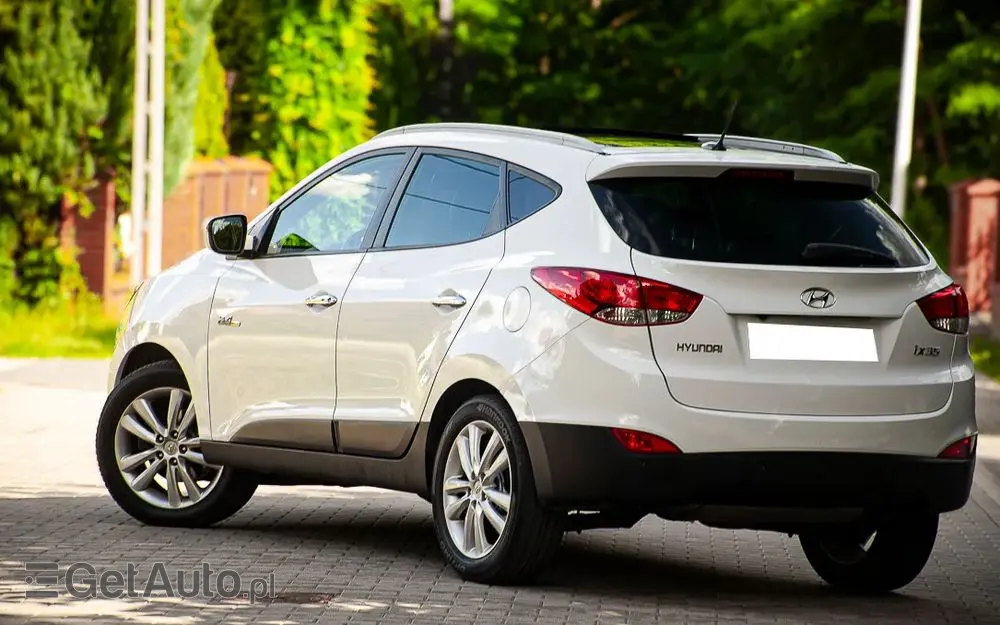 HYUNDAI Ix35 1.7 CRDi 2WD blue Finale Gold