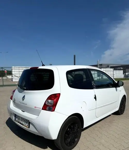 RENAULT Twingo 