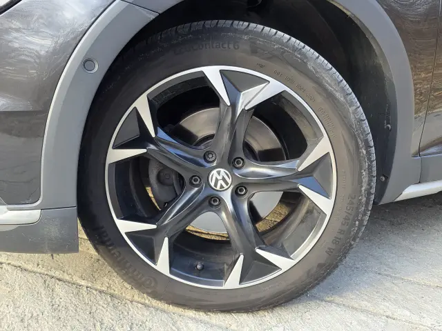 VOLKSWAGEN Passat Alltrack 4 Mot DSG