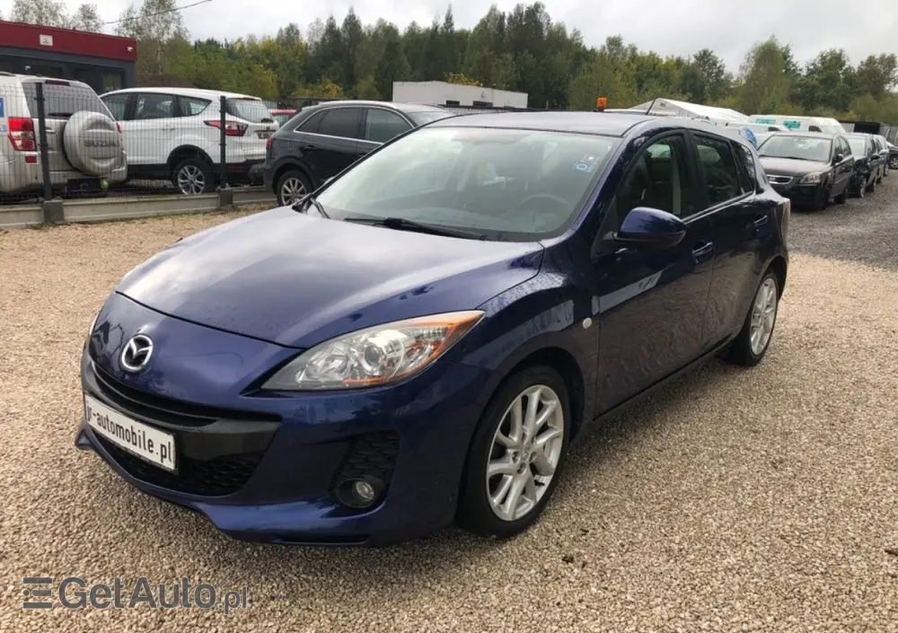 MAZDA 3 