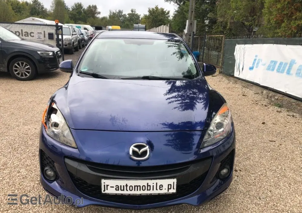 MAZDA 3 